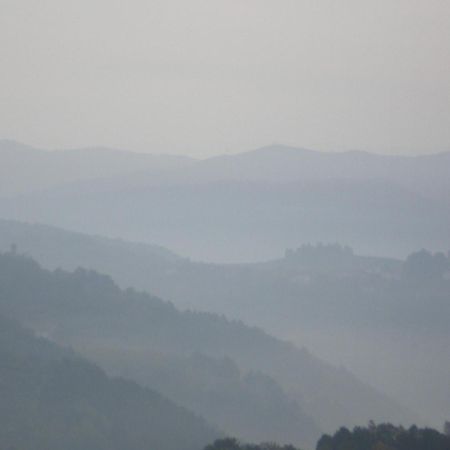 Trattoria Del Bivio Pension Cerretto Langhe Buitenkant foto